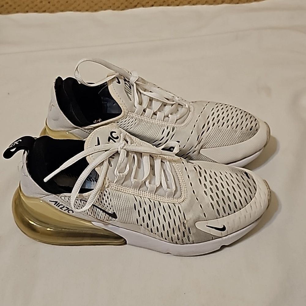 Nike air max 270 size 8‎